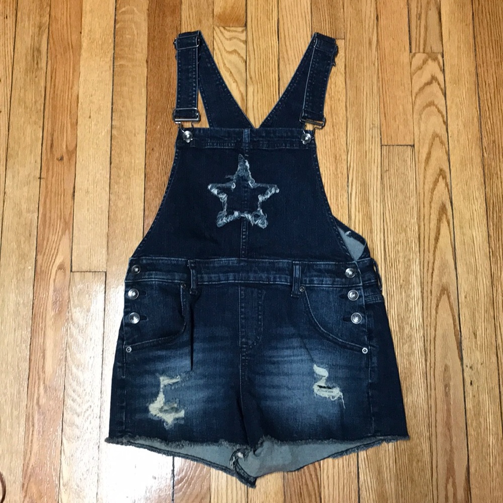 Blackheart denim star overall shorts size 5